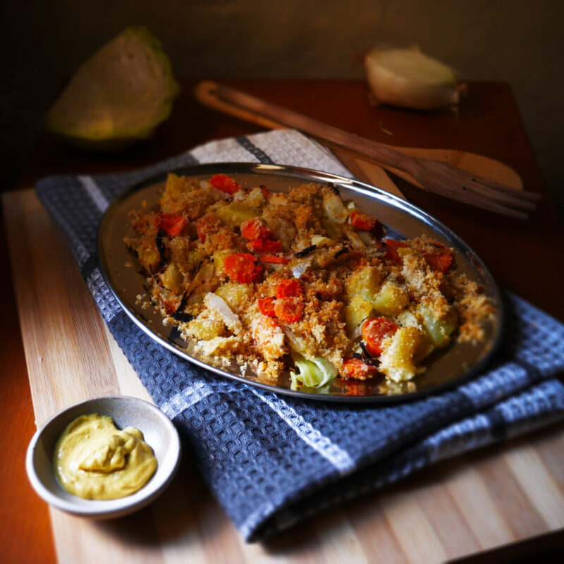 Un contorno sfizioso | Verdure gratinate al forno in salsa di Senape